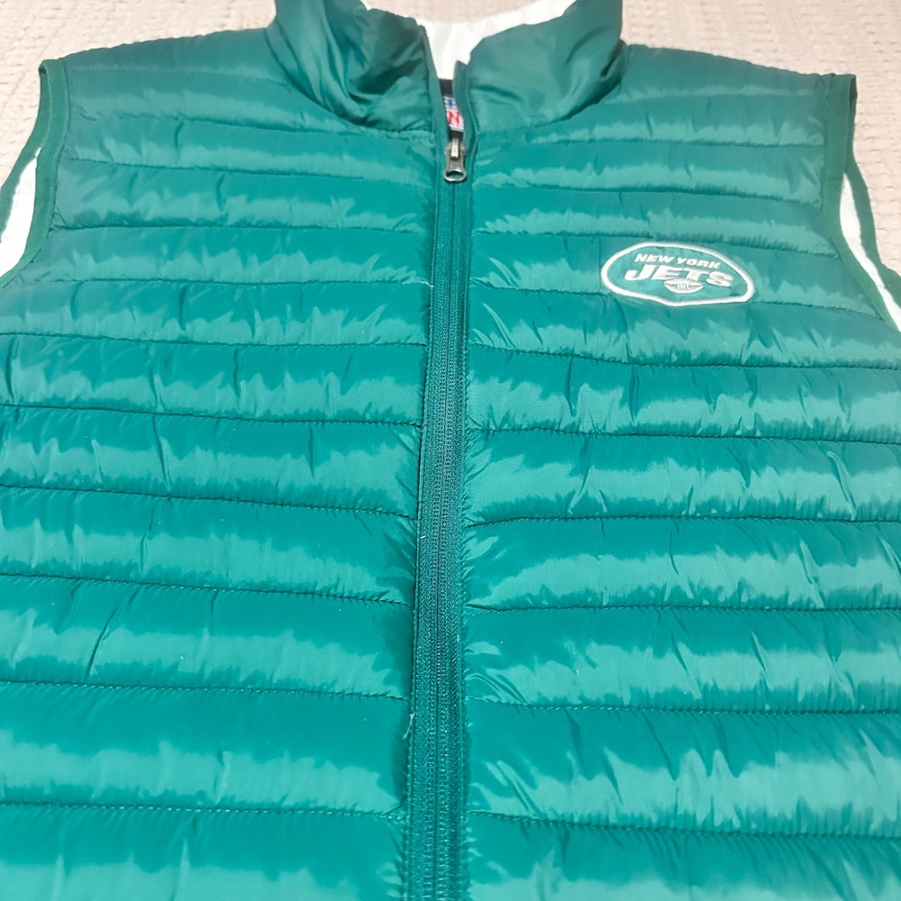 Official NY Jets Green Puffer Unisex Vest.   New without tags
